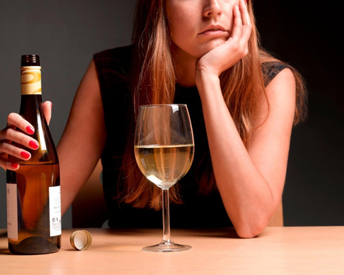 Анонимное лечение женского алкоголизма в Каслях